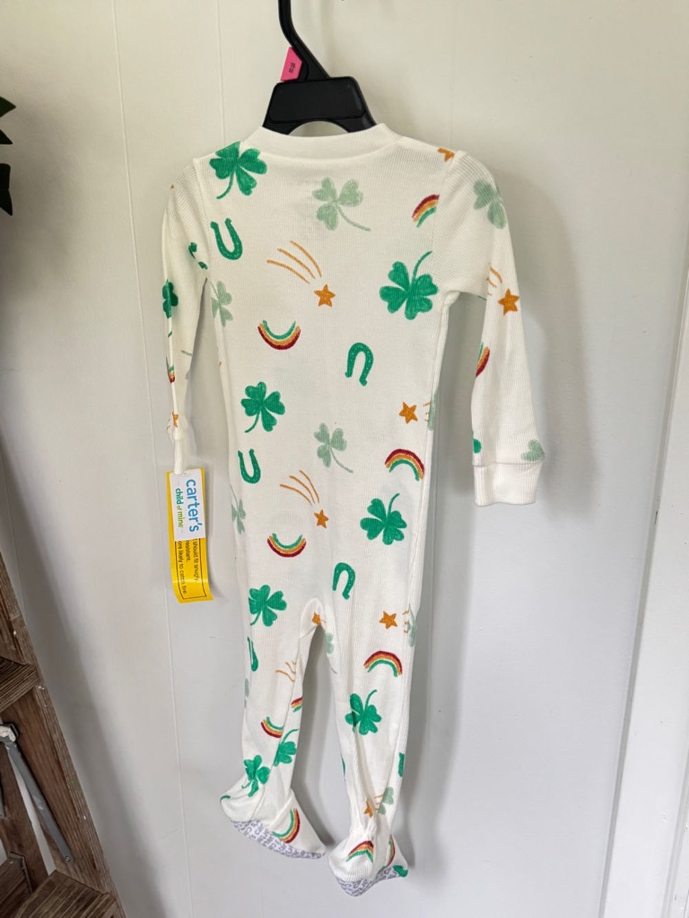 🌈Carter’s Rainbow Print Footed Pajamas 18M NWT Horseshoe Cotton Sleeper Clover - Picture 4 of 6